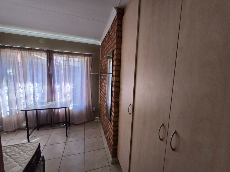 12 Bedroom Property for Sale in Universitas Free State
